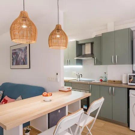 Angeles Apartment